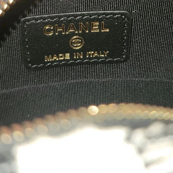 Chanel Ribbon Tweed Round Clutch with Chain - Picture 8 of 12